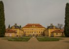 Krásný Dvůr  Původní vila byla přestavěna na zámek v roce 1724 pro Františka Josefa Černína. : architektura, zámek