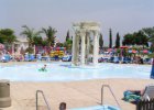 Kypr - květen 2004  akvapark u Aiay Napa : architektura, bazén, zábavní park