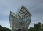 Paříž 2017  budova nadace Luise Vuittona (Louis Vuitton Foundation) : Paříž 2017, architektura, panorama