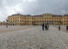 20130827-001  nádvoří Schönbrunnu : architektura, panorama, zámek Schönbrunn